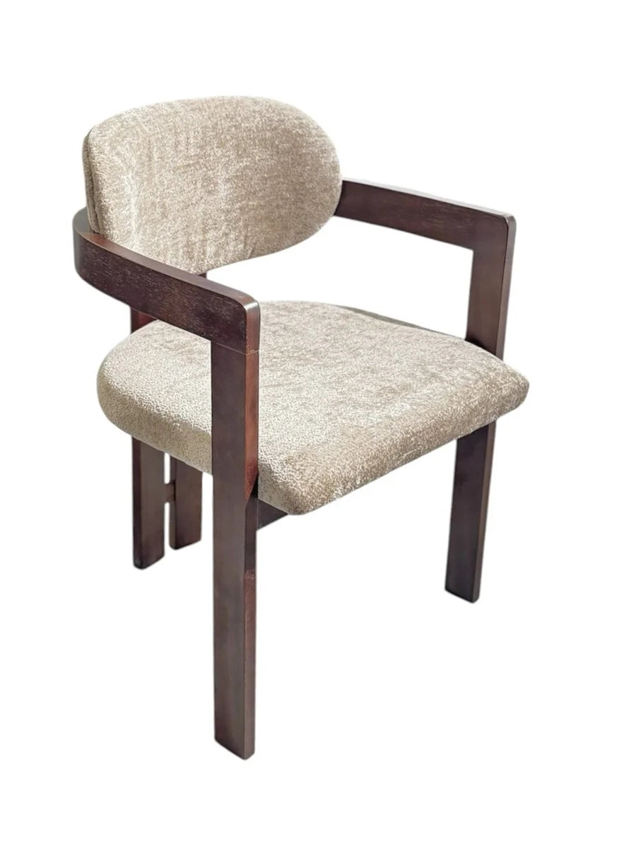 Chaise T