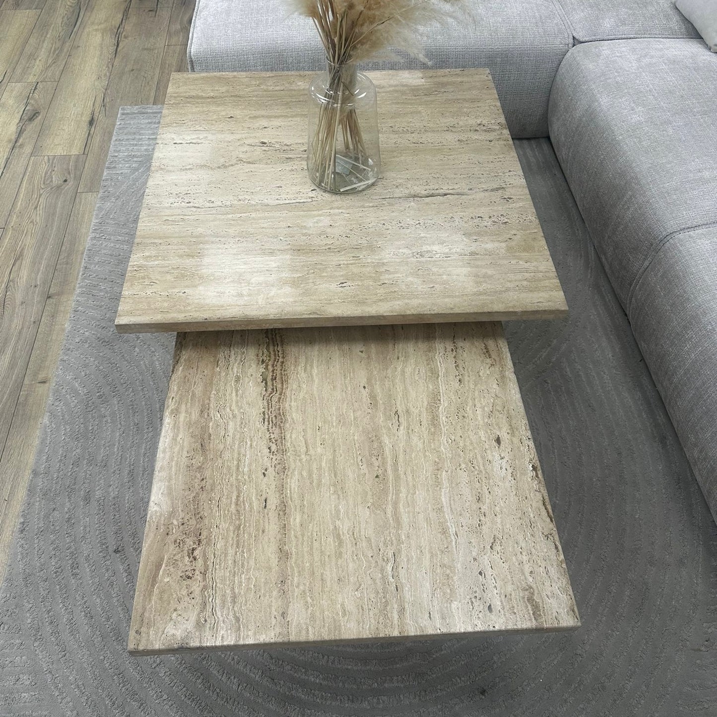 Table basse Gigogne carré en travertin